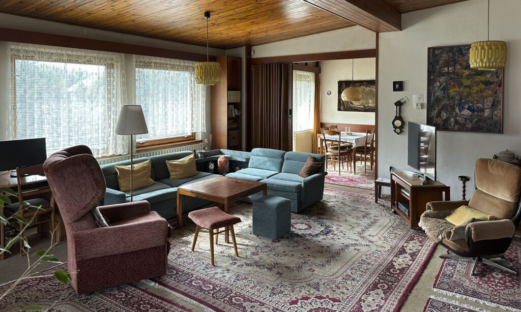 Vila Úvaly - obývací pokoj - Současný stav