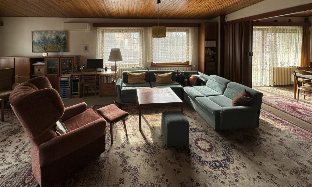 Vila Úvaly - obývací pokoj - Současný stav