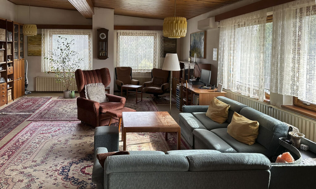 Vila Úvaly - obývací pokoj - Současný stav