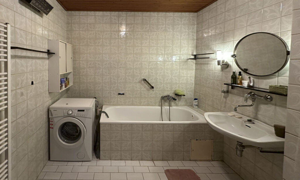 Vila Úvaly - koupelna - Současný stav